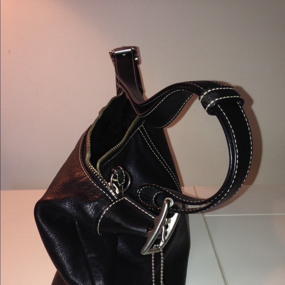 Coach leather bag - versatile!